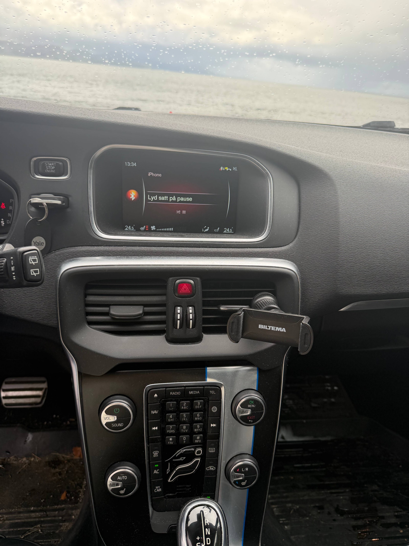 Volvo V40 D2 Powershift 6, 6-trins, 115ps, 2015