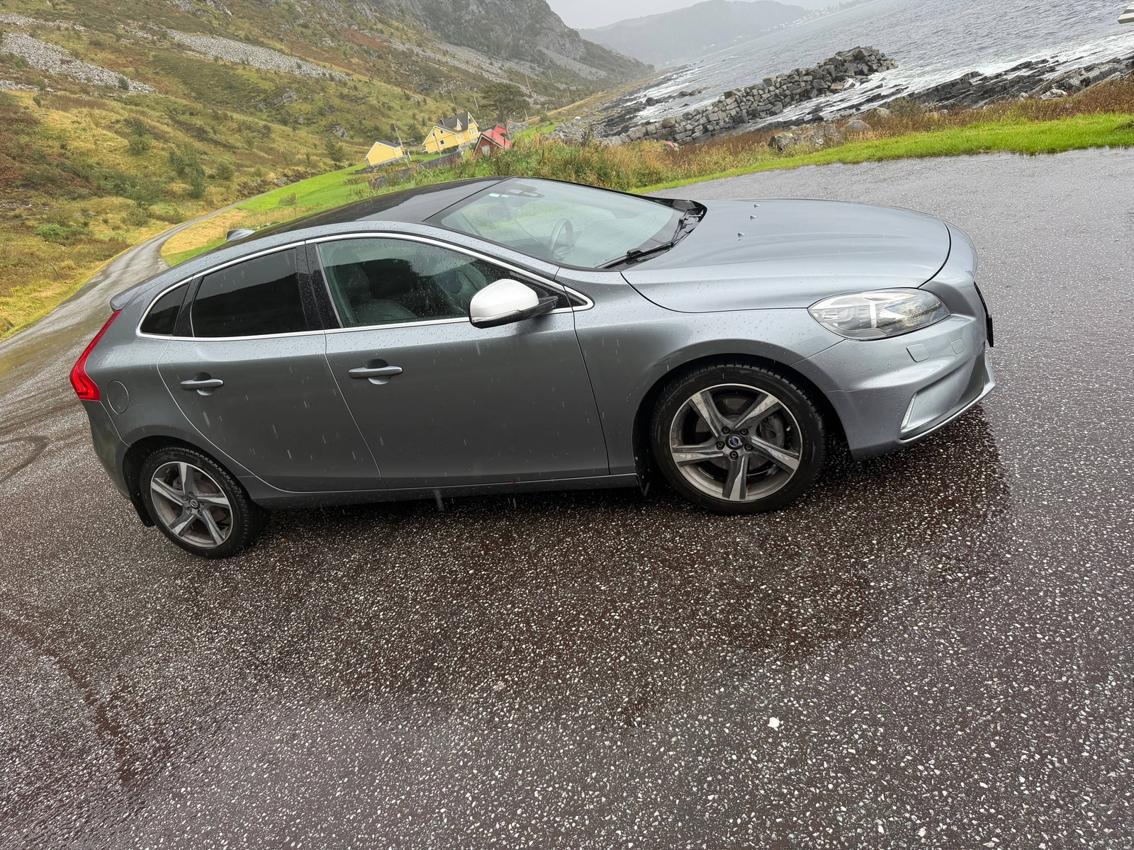 Volvo V40 D2 Powershift 6, 6-trins, 115ps, 2015