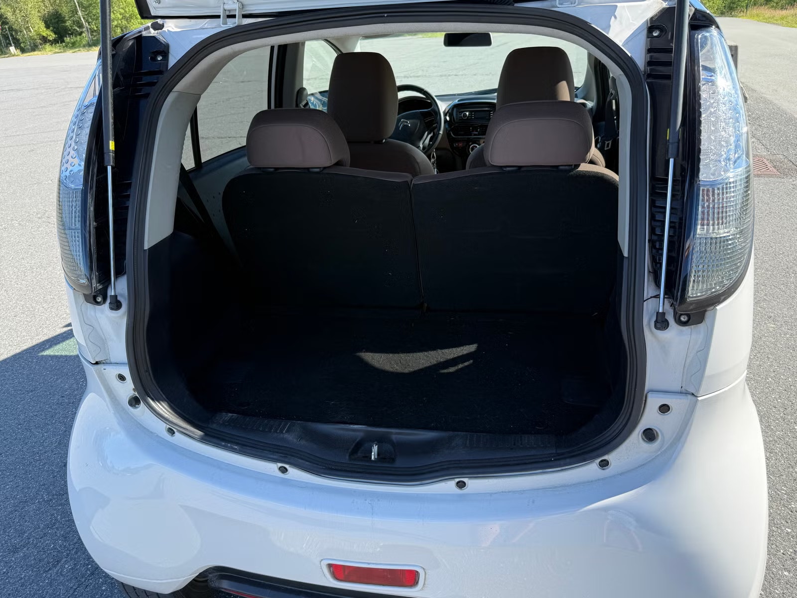 Citroën C-Zero 16 kWh, 67hp, 2012
