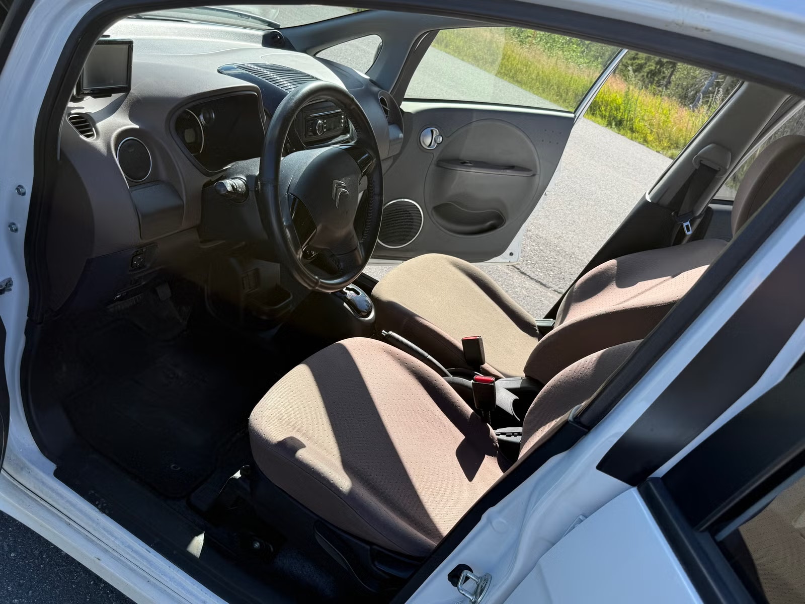 Citroën C-Zero 16 kWh, 67hp, 2012