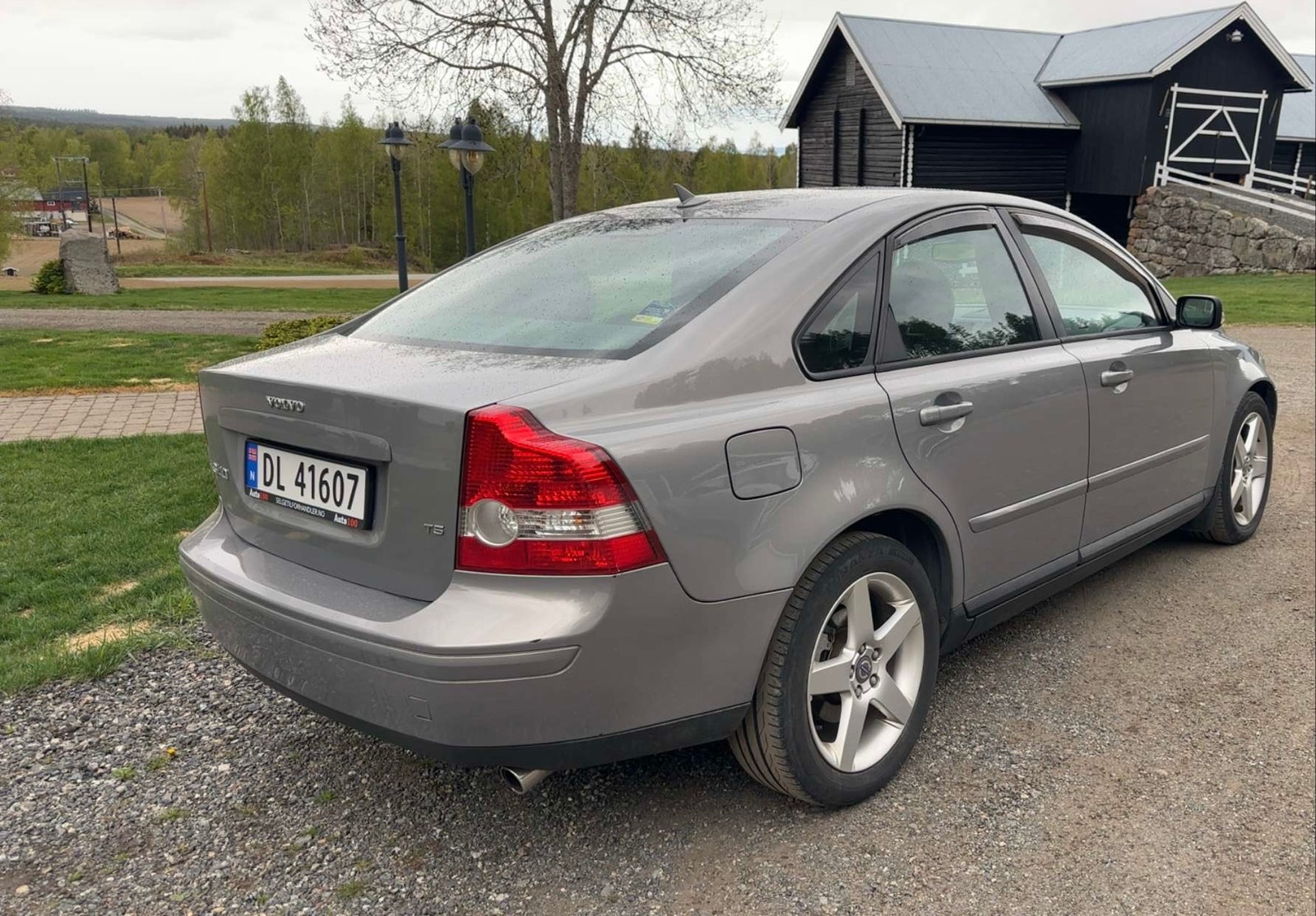 Volvo S40 T5 Geartronic, 5-trins, 220ps, 2004