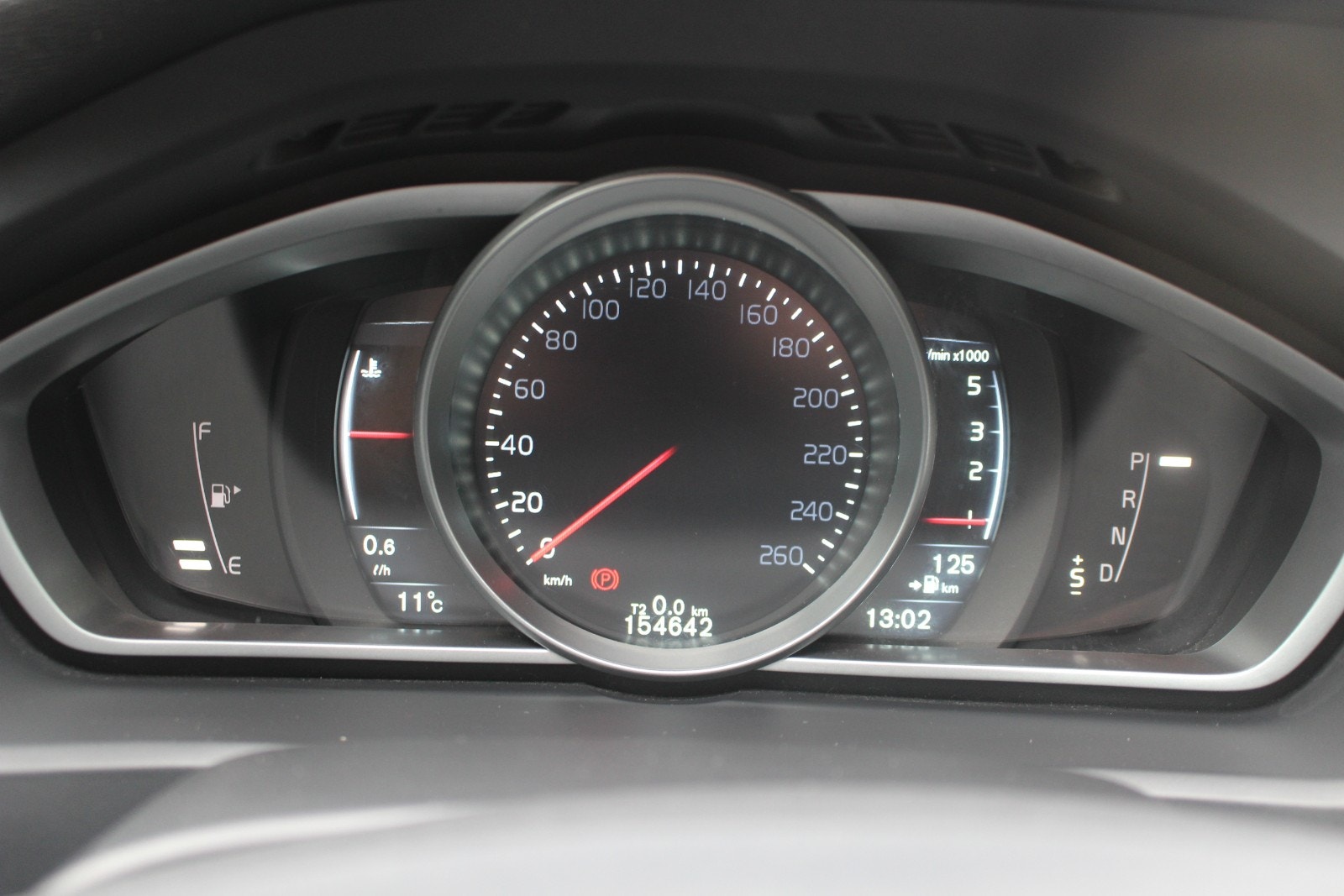 Volvo V40 D2 Powershift 6, 6-trins, 115ps, 2015