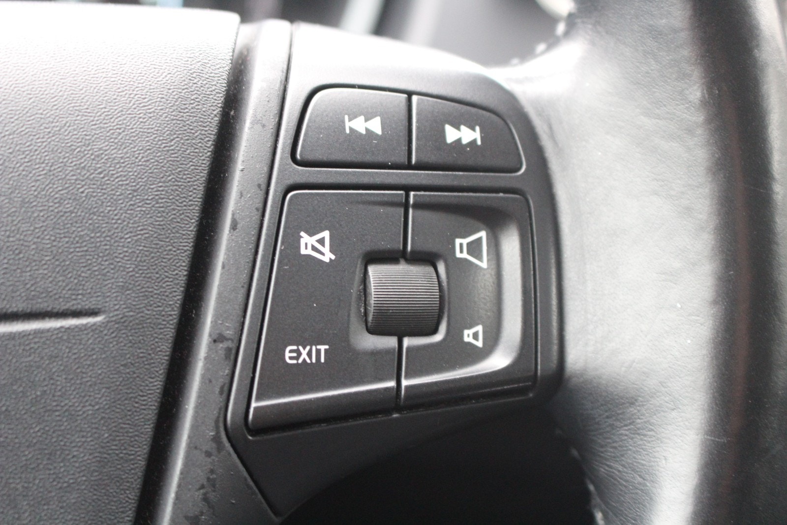 Volvo V40 D2 Powershift 6, 6-trins, 115ps, 2015