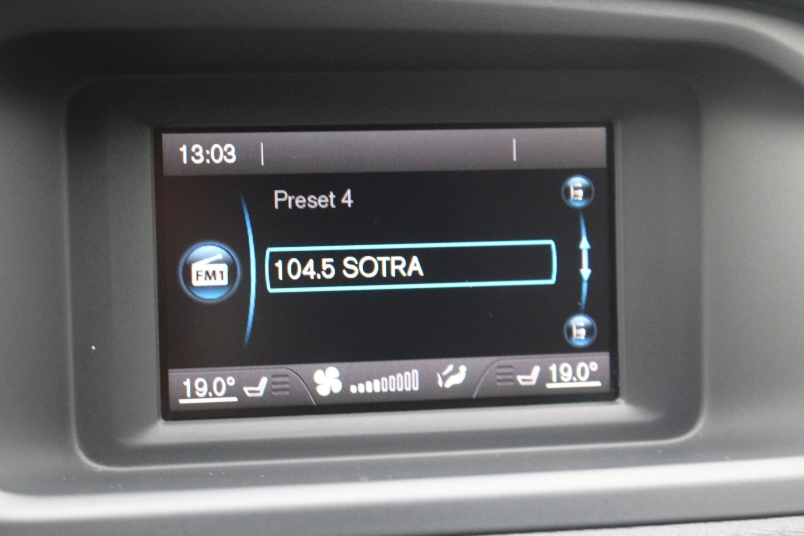 Volvo V40 D2 Powershift 6, 6-trins, 115ps, 2015