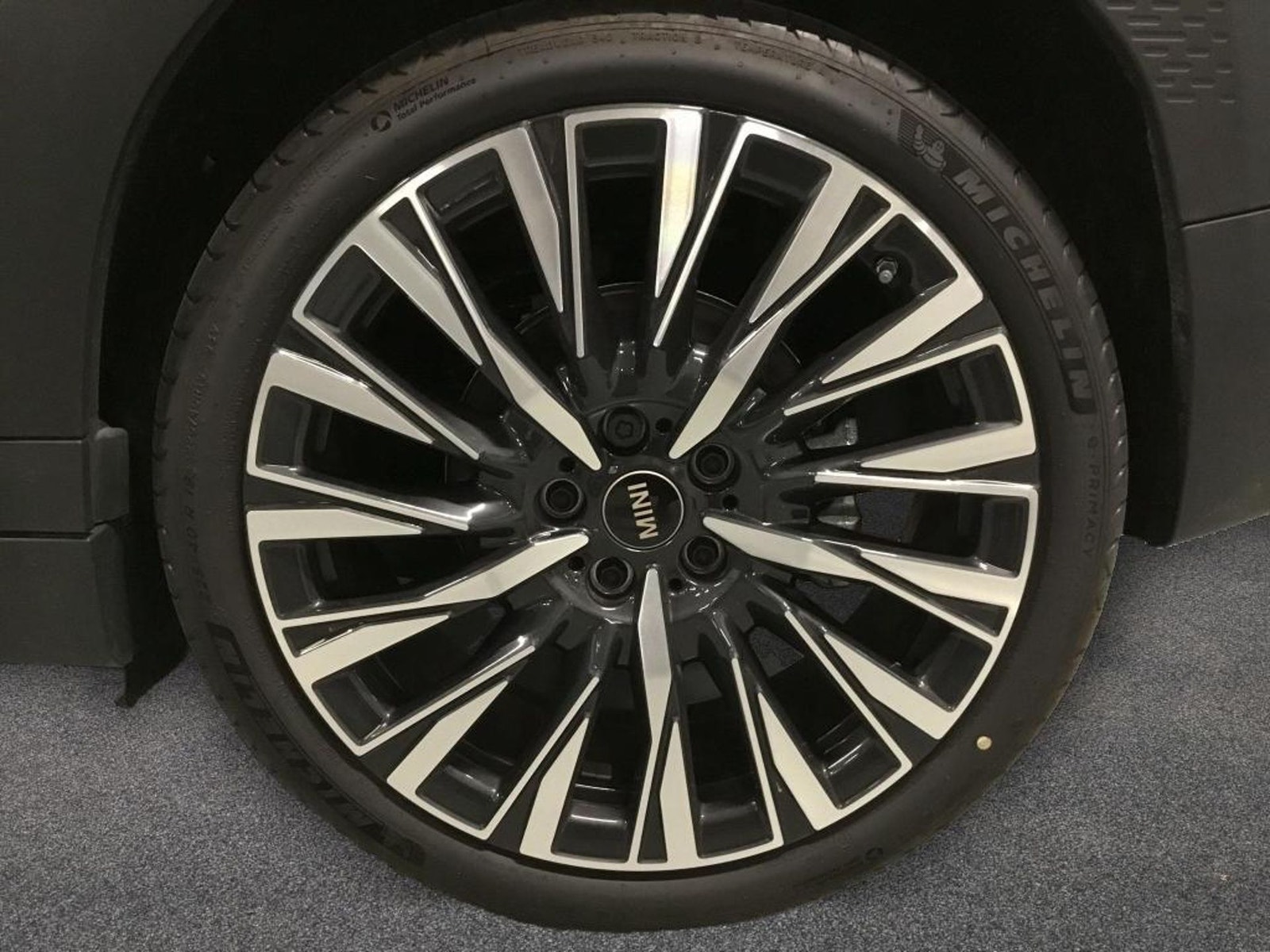 MINI Aceman E, 184hp, 2026