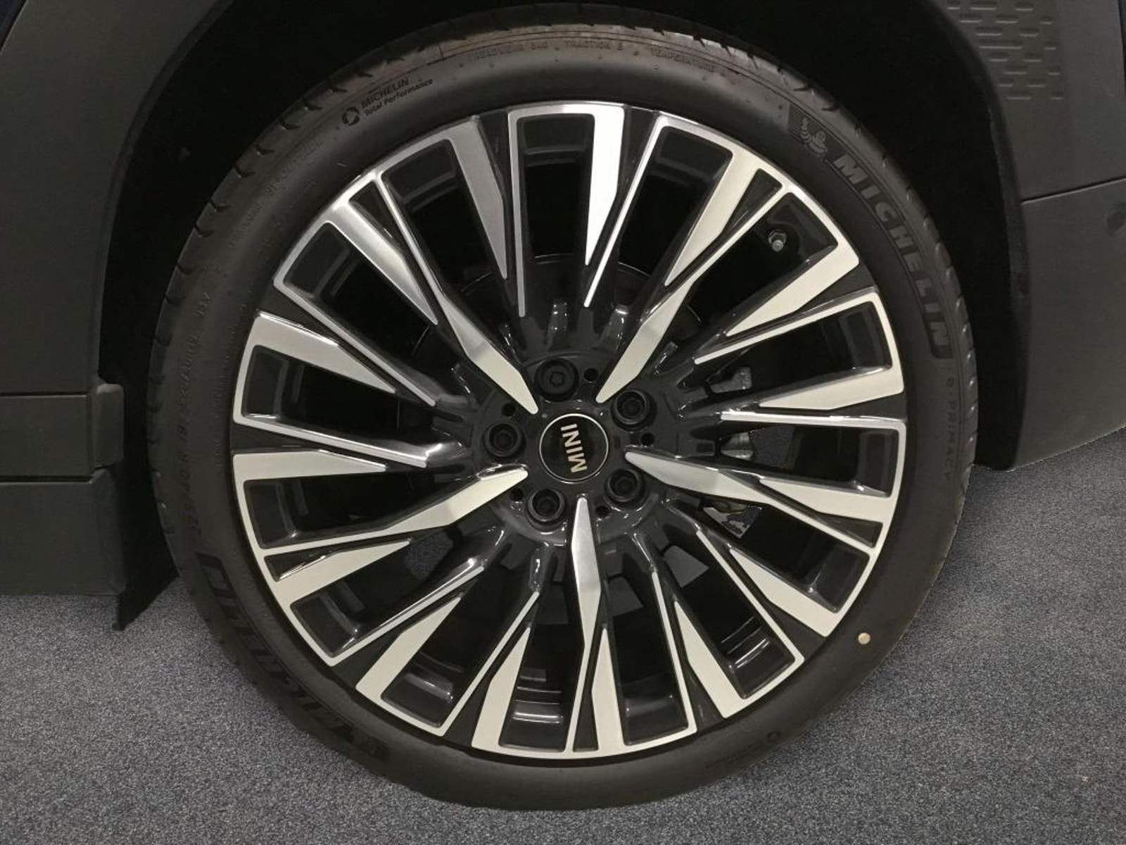 MINI Aceman E, 184hp, 2026