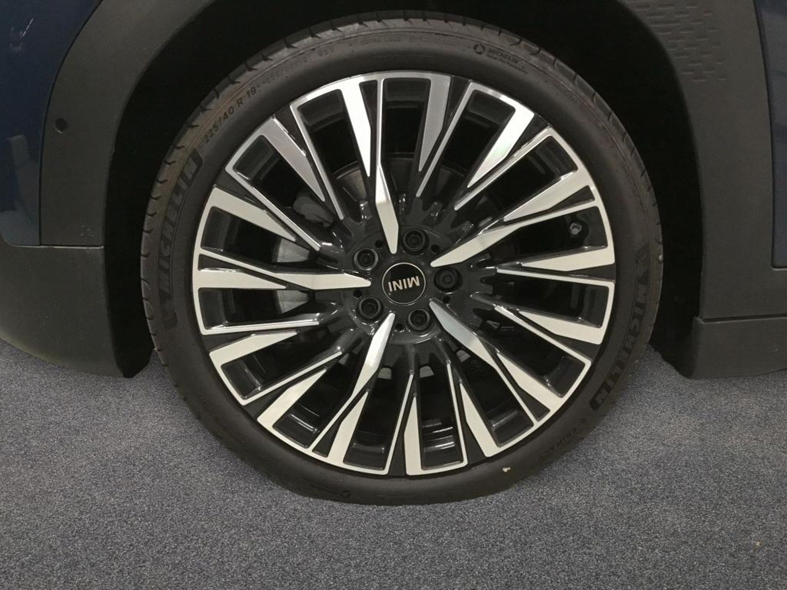 MINI Aceman E, 184hp, 2026