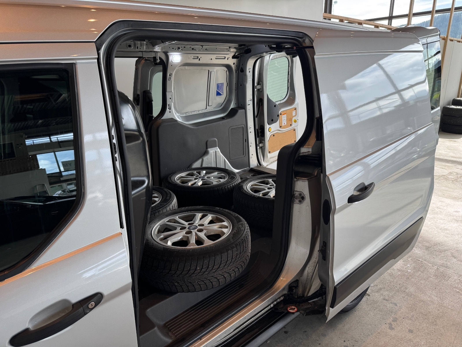 Ford Transit Connect 210 LWB 1.5 EcoBlue SelectShift, 120hp, 2019