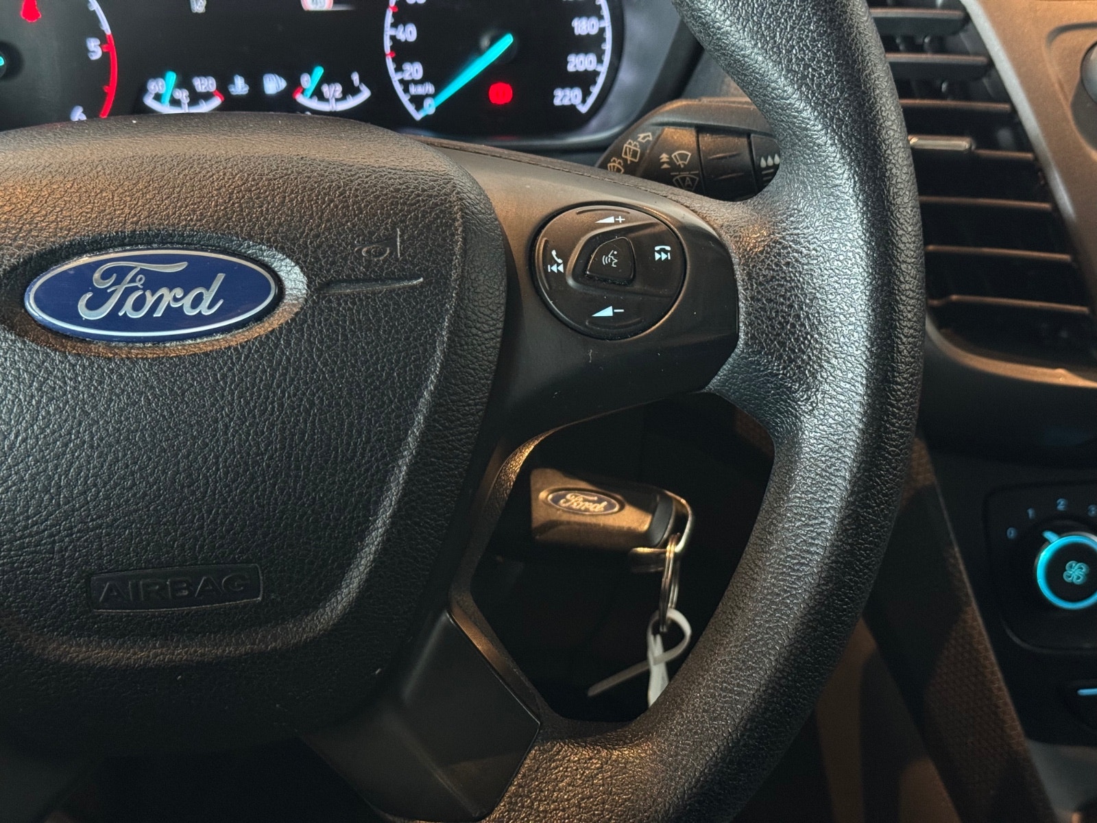 Ford Transit Connect 210 LWB 1.5 EcoBlue SelectShift, 120hp, 2019