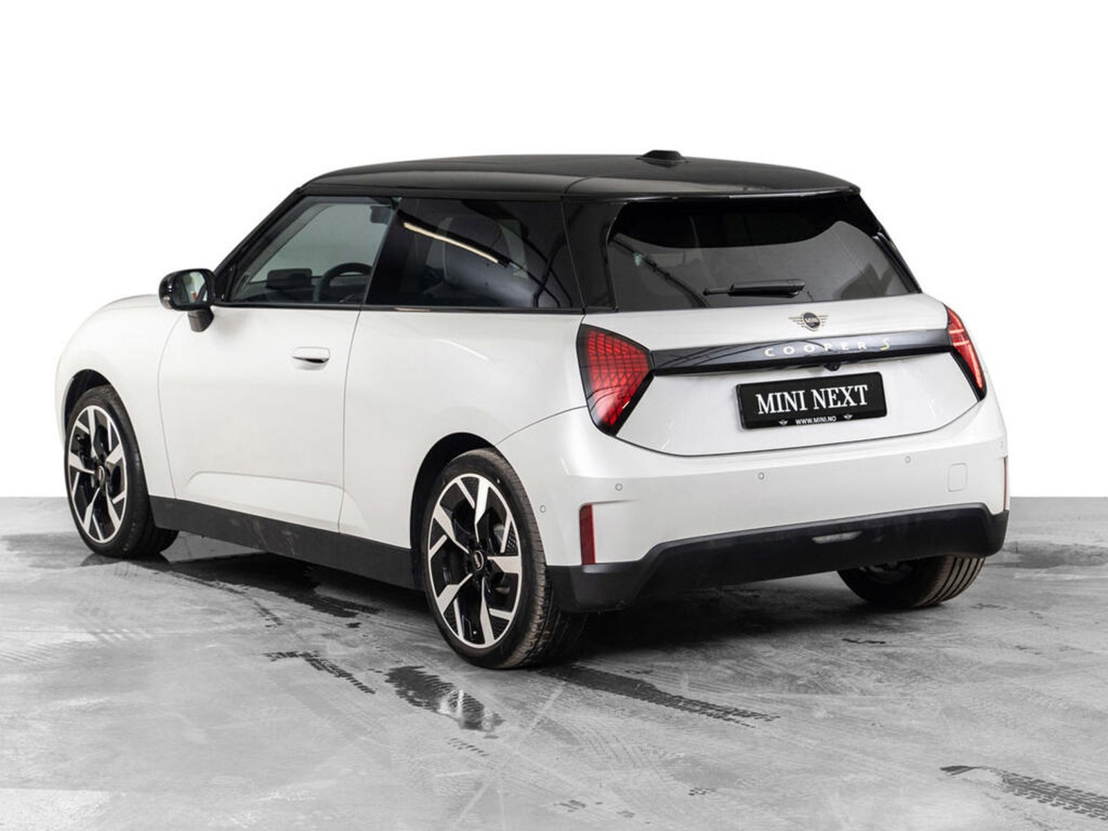MINI Cooper SE, 218hp, 2024