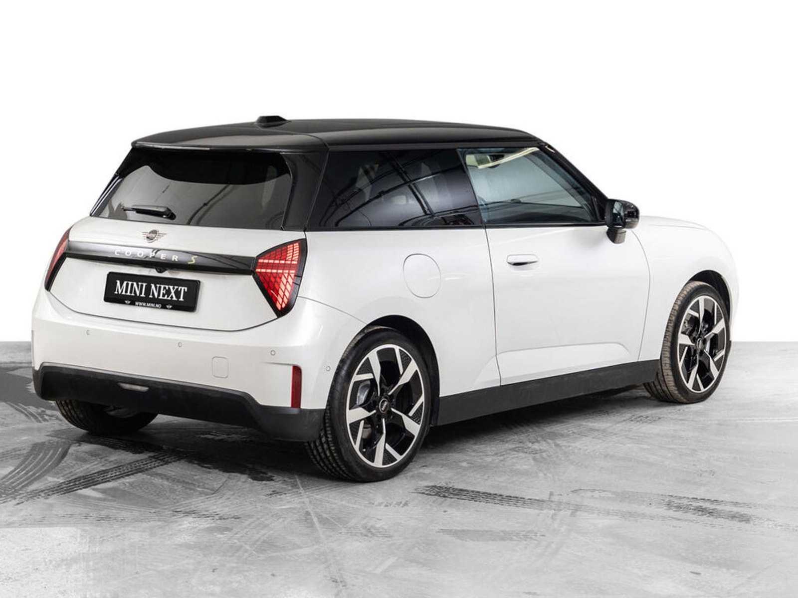 MINI Cooper SE, 218hp, 2024