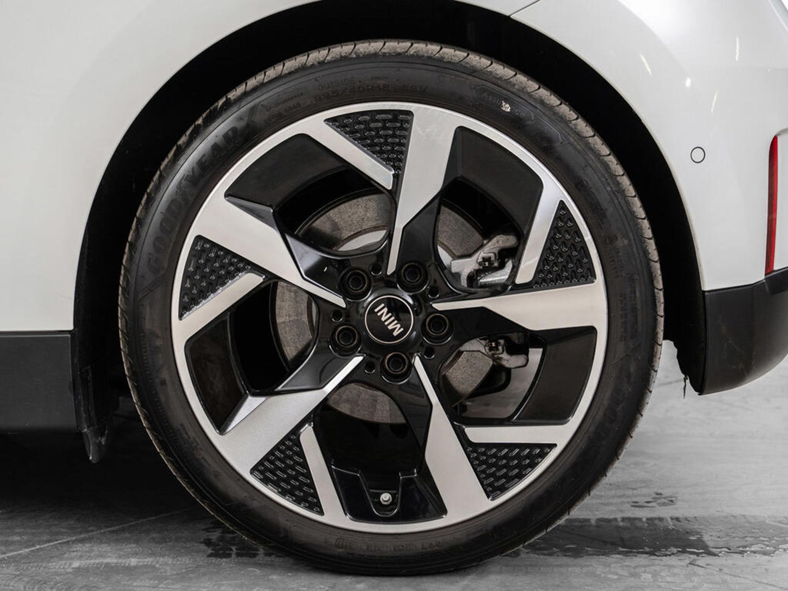MINI Cooper SE, 218hp, 2024