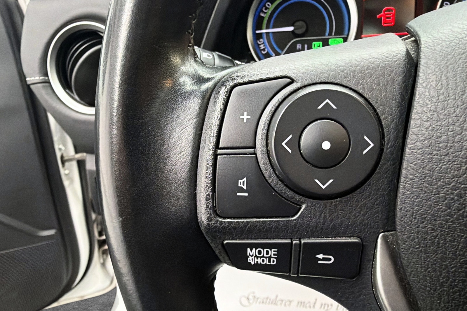 Toyota Auris Hybrid e-CVT, 136hp, 2013