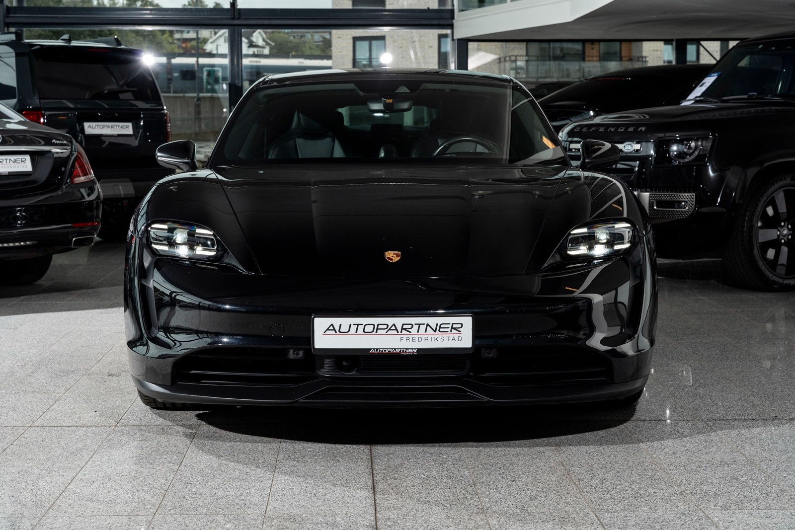 Porsche Taycan Direct Drive/Automatic, 381hp, 2021