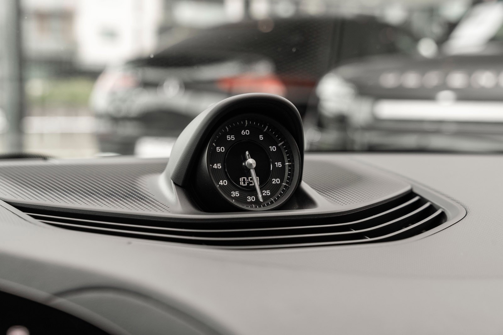 Porsche Taycan Direct Drive/Automatic, 381hp, 2021