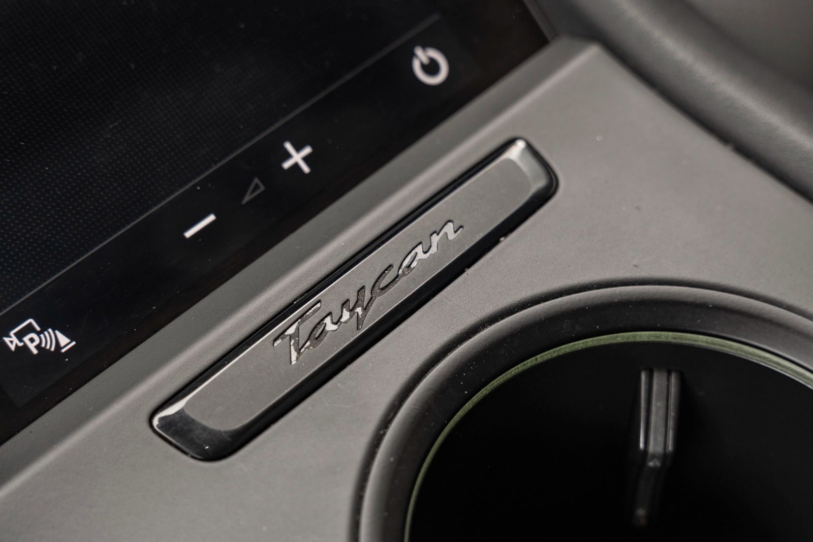 Porsche Taycan Direct Drive/Automatic, 381hp, 2021