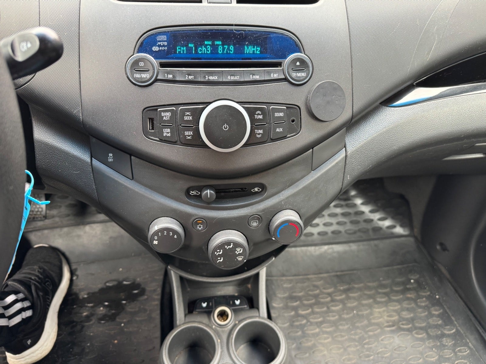 Chevrolet Spark 1.2 Manual, 5-trins, 82ps, 2011