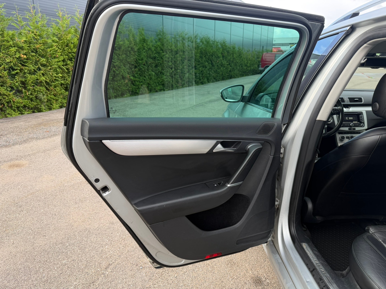 Volkswagen Passat Variant 2.0 TDI DPF BMT DSG Sequential, 6-trins, 140ps, 2013