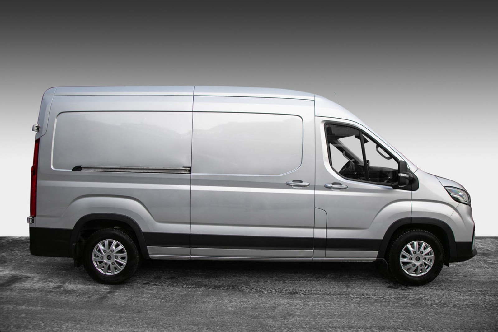 Maxus e-Deliver 9 72 kWh, 204hp, 2023