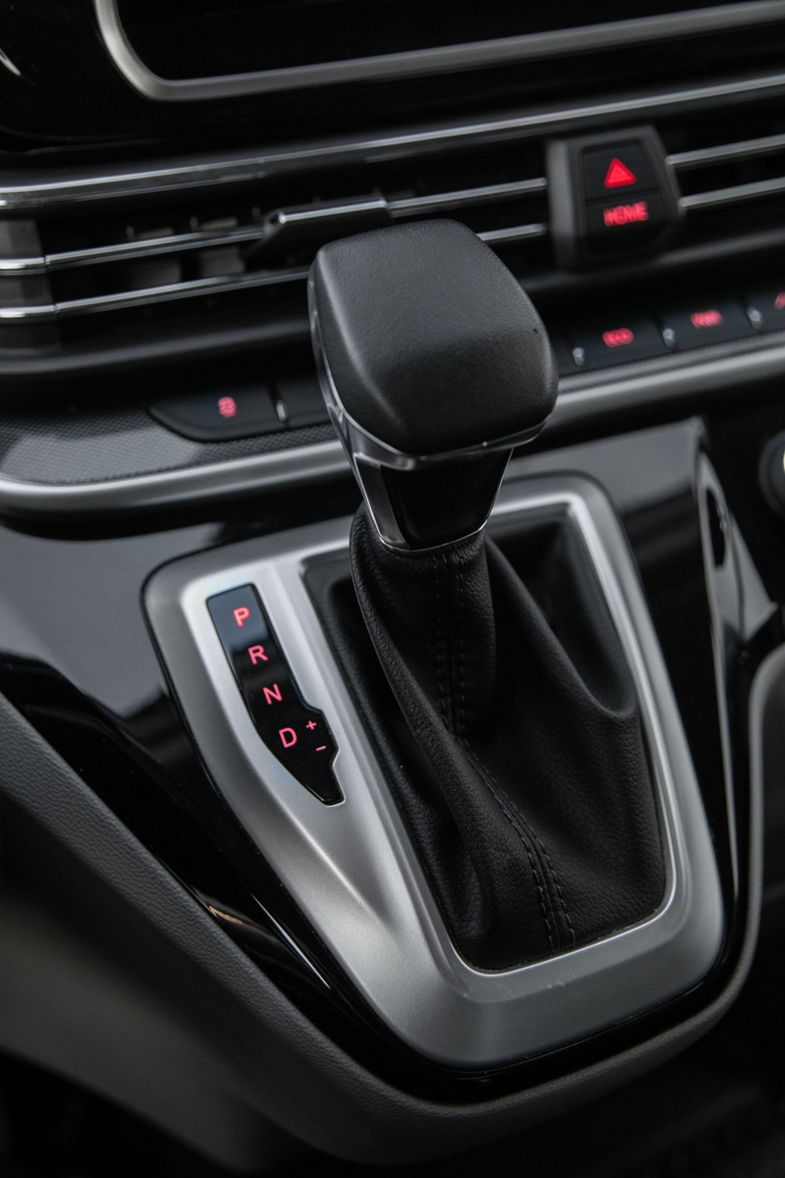 Maxus e-Deliver 9 72 kWh, 204hp, 2023