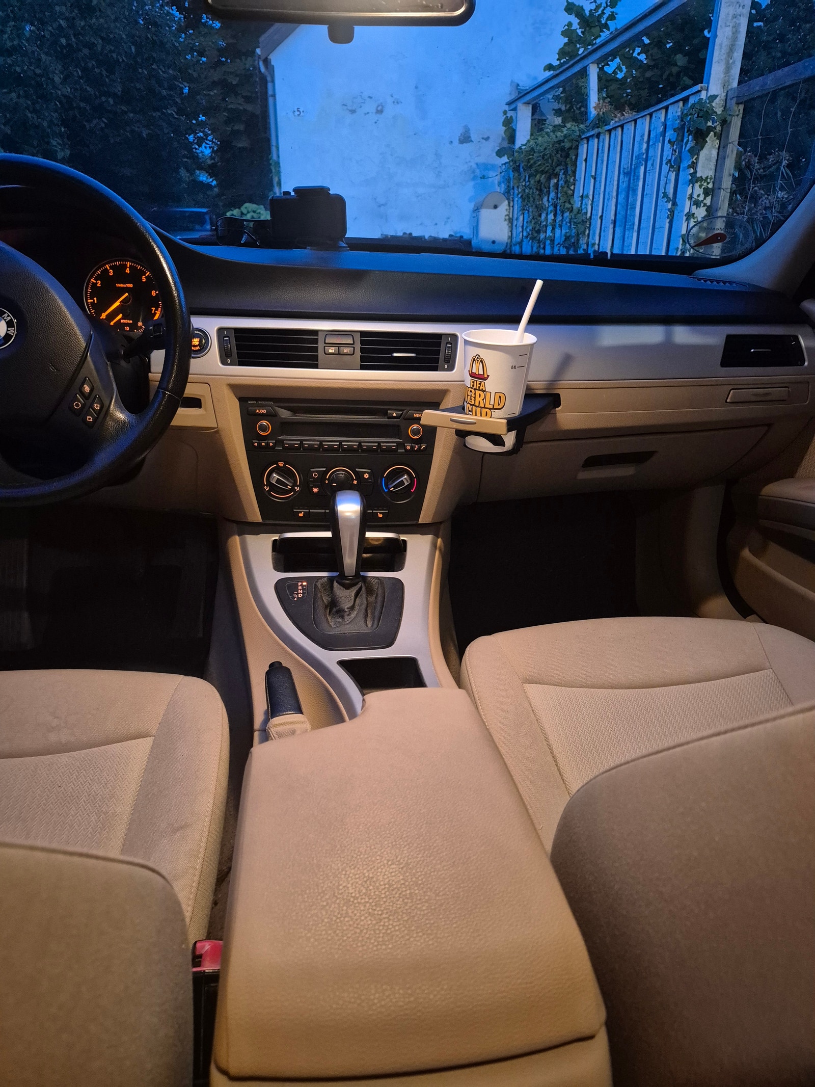 BMW 320i Sedan Automatic, 6-trins, 170ps, 2009