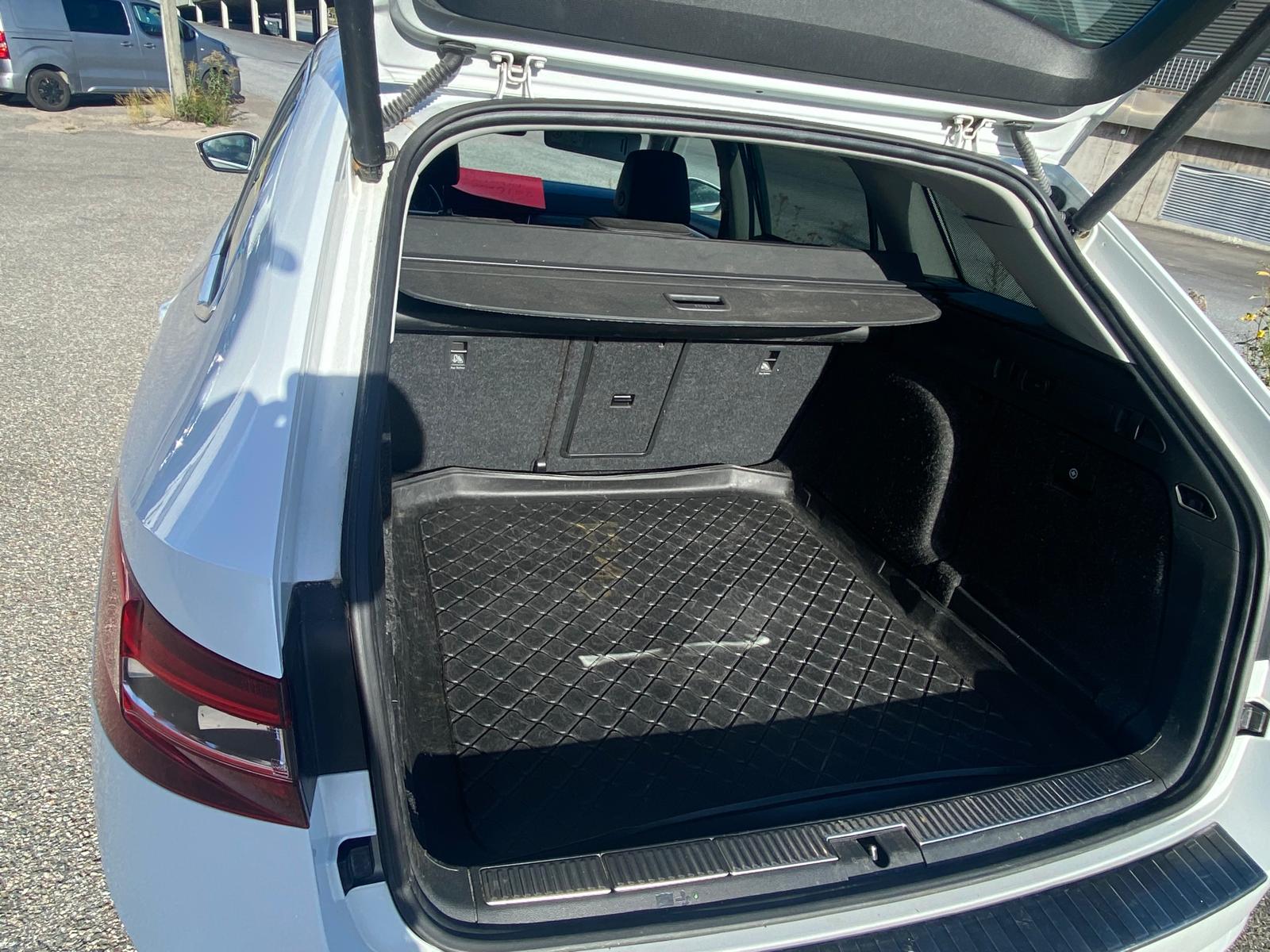 Škoda Superb Combi 1.4 TSI ACT DSG Sequential, 7-trins, 150ps, 2017