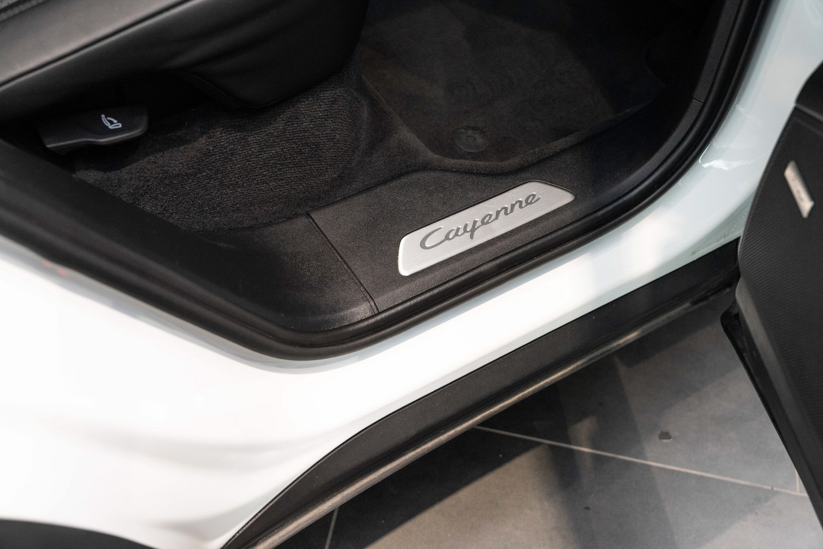 Porsche Cayenne E-Hybrid Coupé TipTronic S, 8-trins, 462ps, 2023