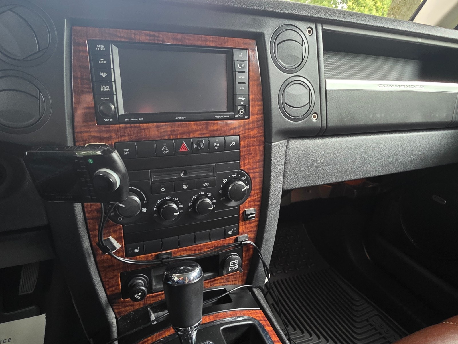 Jeep Commander 3.0 V6 CRD 4WD Automatisk, 5-trinn, 218hk, 2008