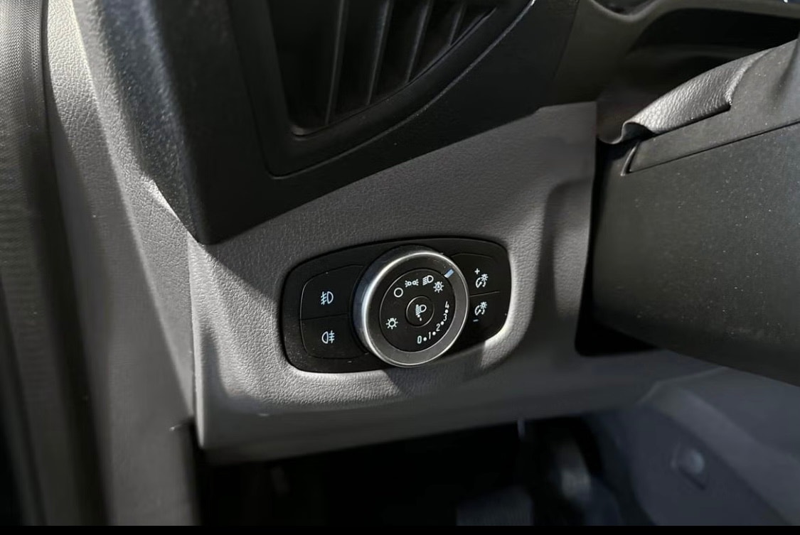 Ford Transit Connect 240 LWB 1.5 EcoBlue SelectShift, 8-trins, 100ps, 2024