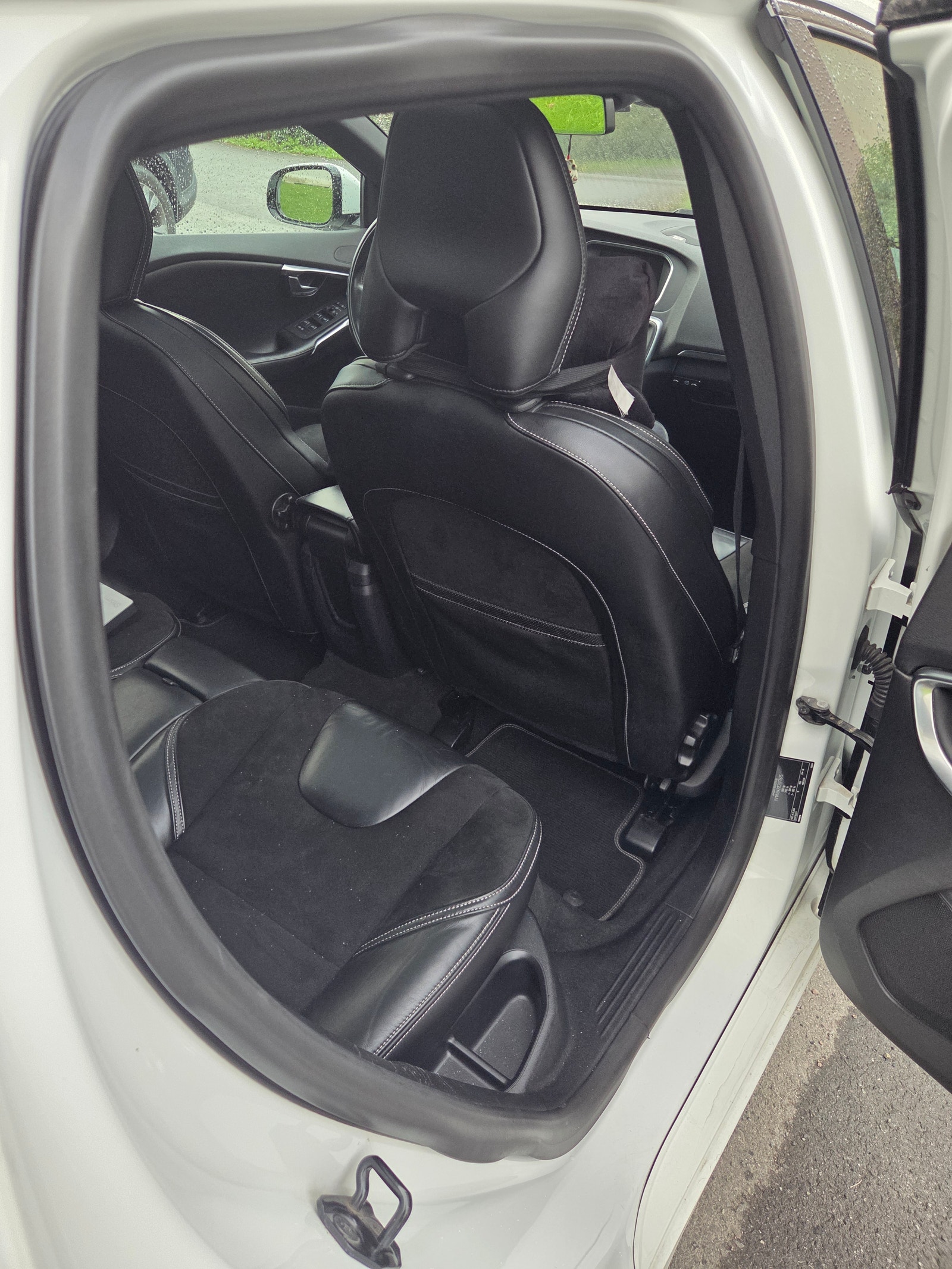 Volvo V40 D2 Manual, 6-trins, 115ps, 2014