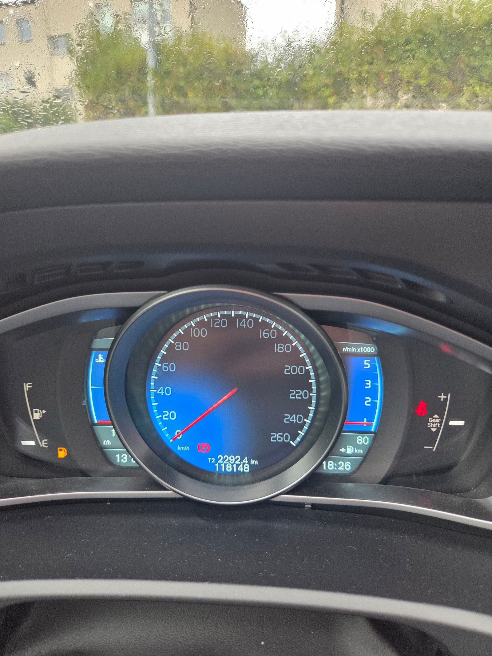 Volvo V40 D2 Manual, 6-trins, 115ps, 2014