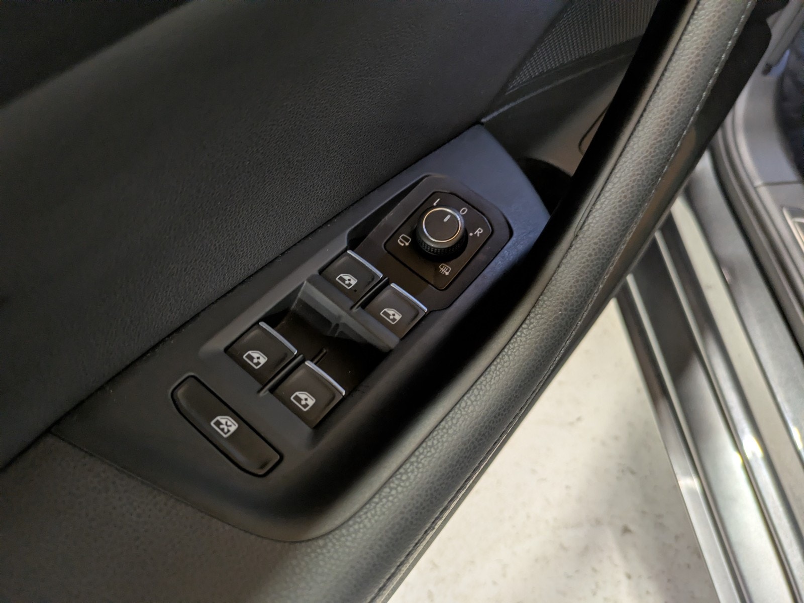 Volkswagen Passat Variant 2.0 TDI DPF BMT DSG Sequential, 150hp, 2017