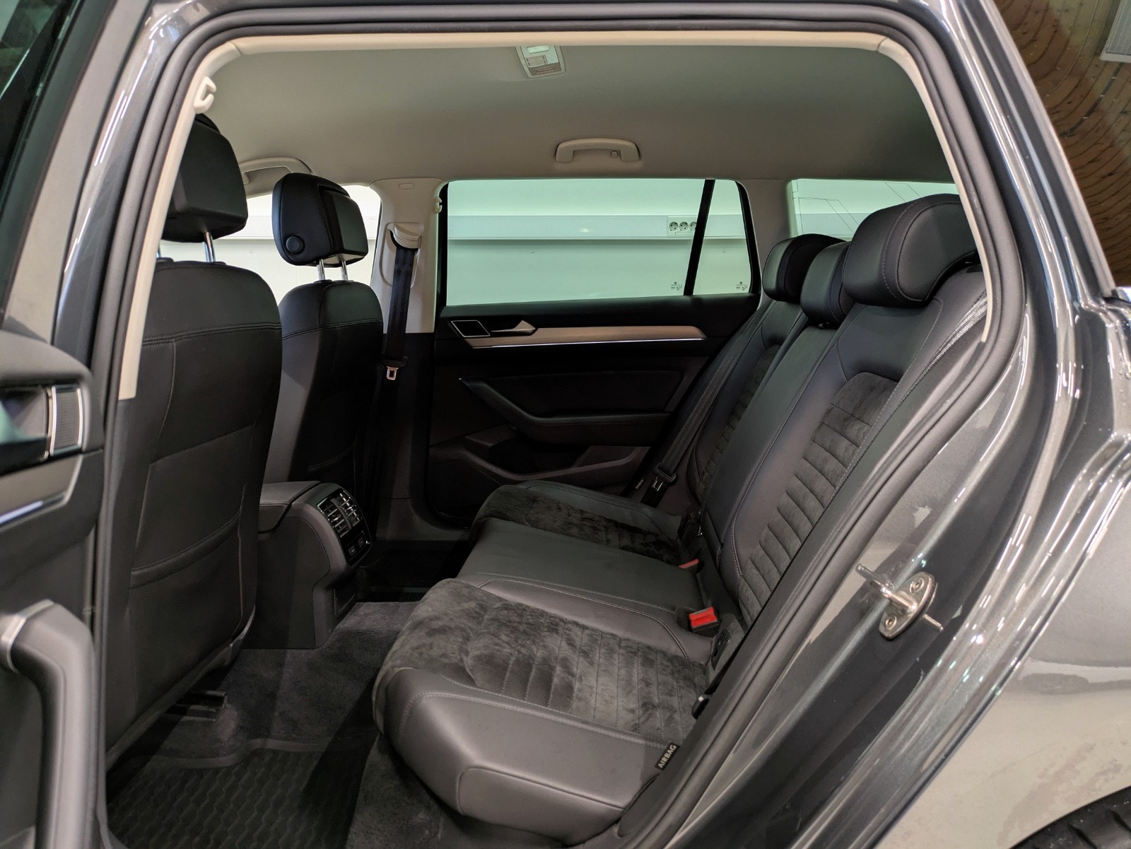 Volkswagen Passat Variant 2.0 TDI DPF BMT DSG Sequential, 150hp, 2017