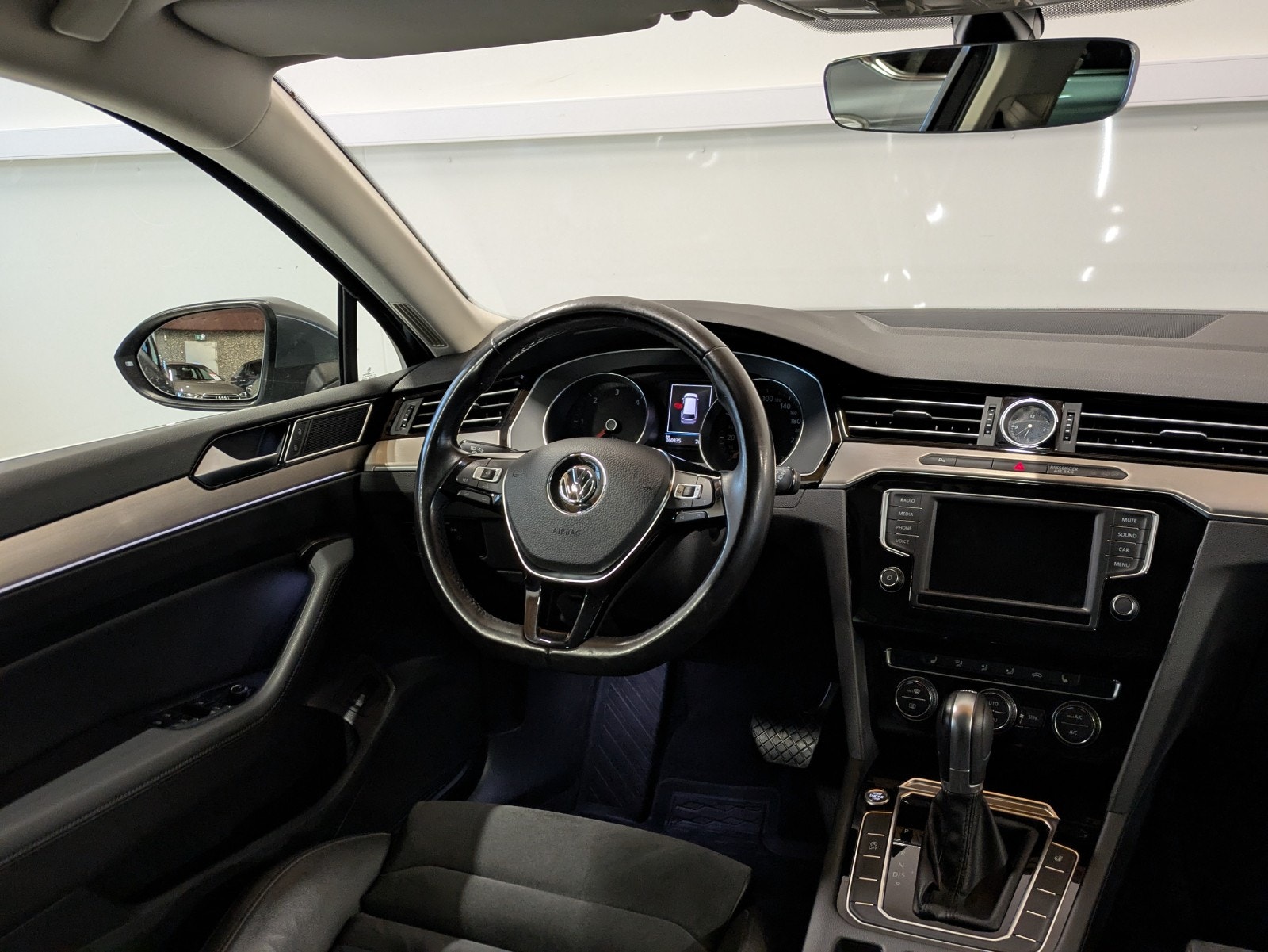Volkswagen Passat Variant 2.0 TDI DPF BMT DSG Sequential, 150hp, 2017