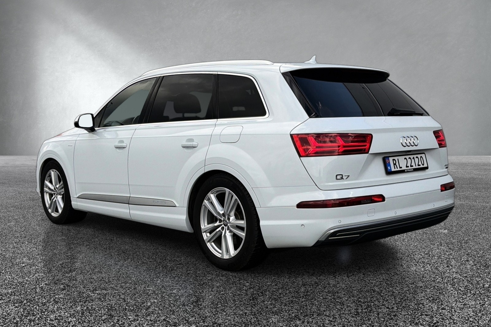 Audi Q7 e-Tron 3.0 TDI quattro TipTronic, 373hp, 2017