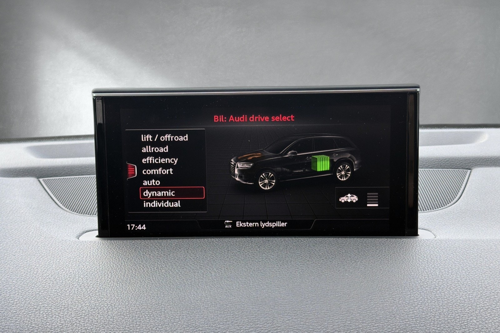 Audi Q7 e-Tron 3.0 TDI quattro TipTronic, 373hp, 2017