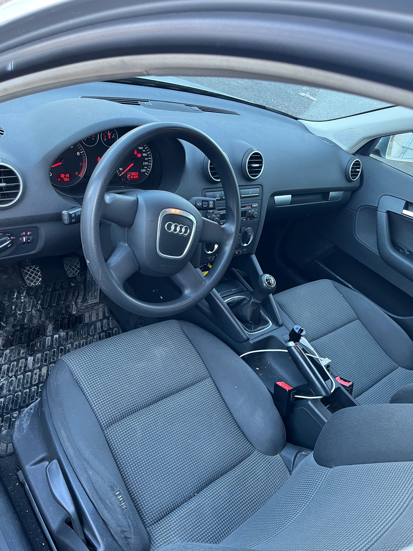 Audi A3 Sportback 1.6 8v Manual, 102hp, 2005