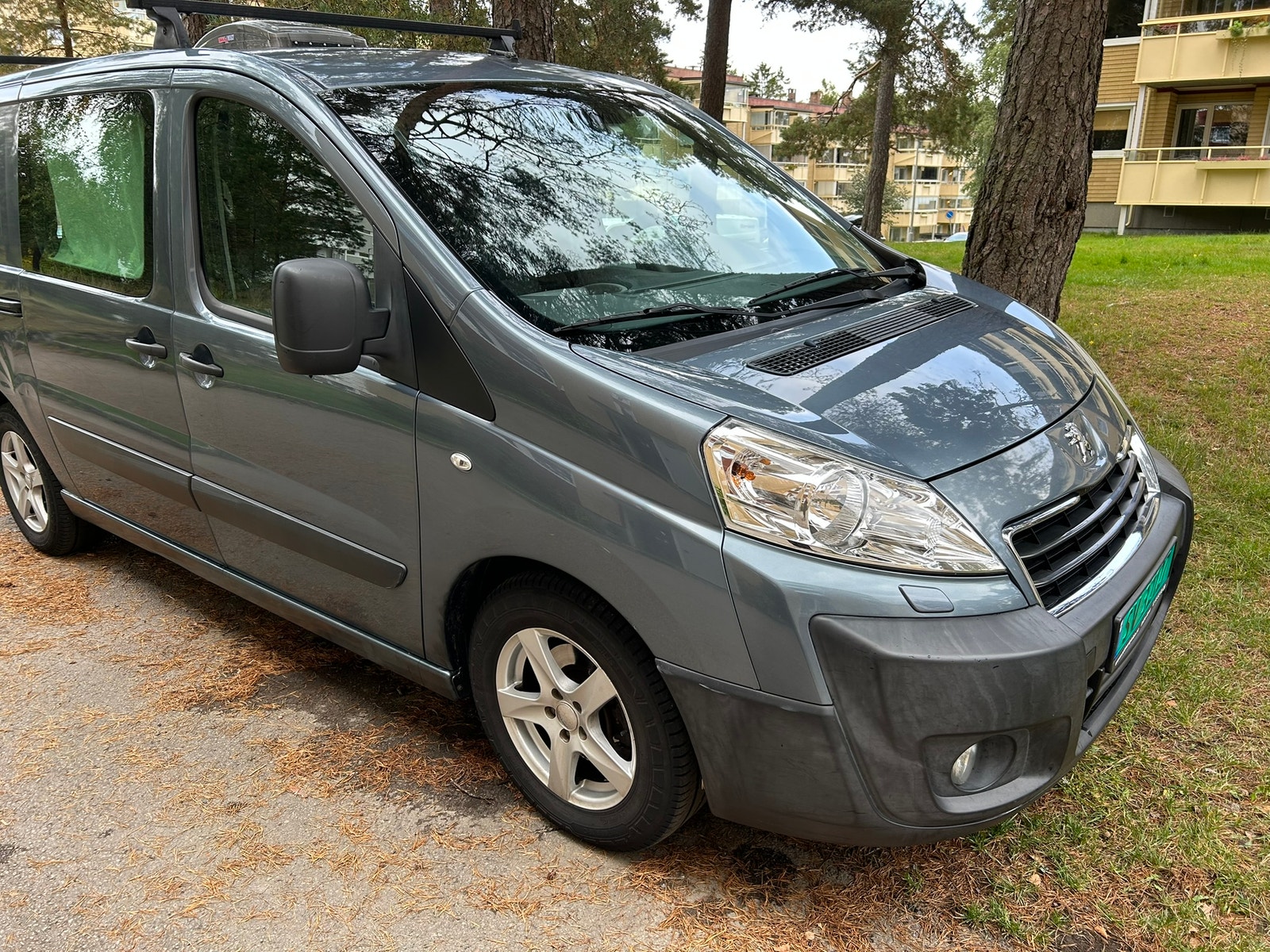 Peugeot Expert Panel Van 1.2t 2.0 HDi Automatic, 163hp, 2012