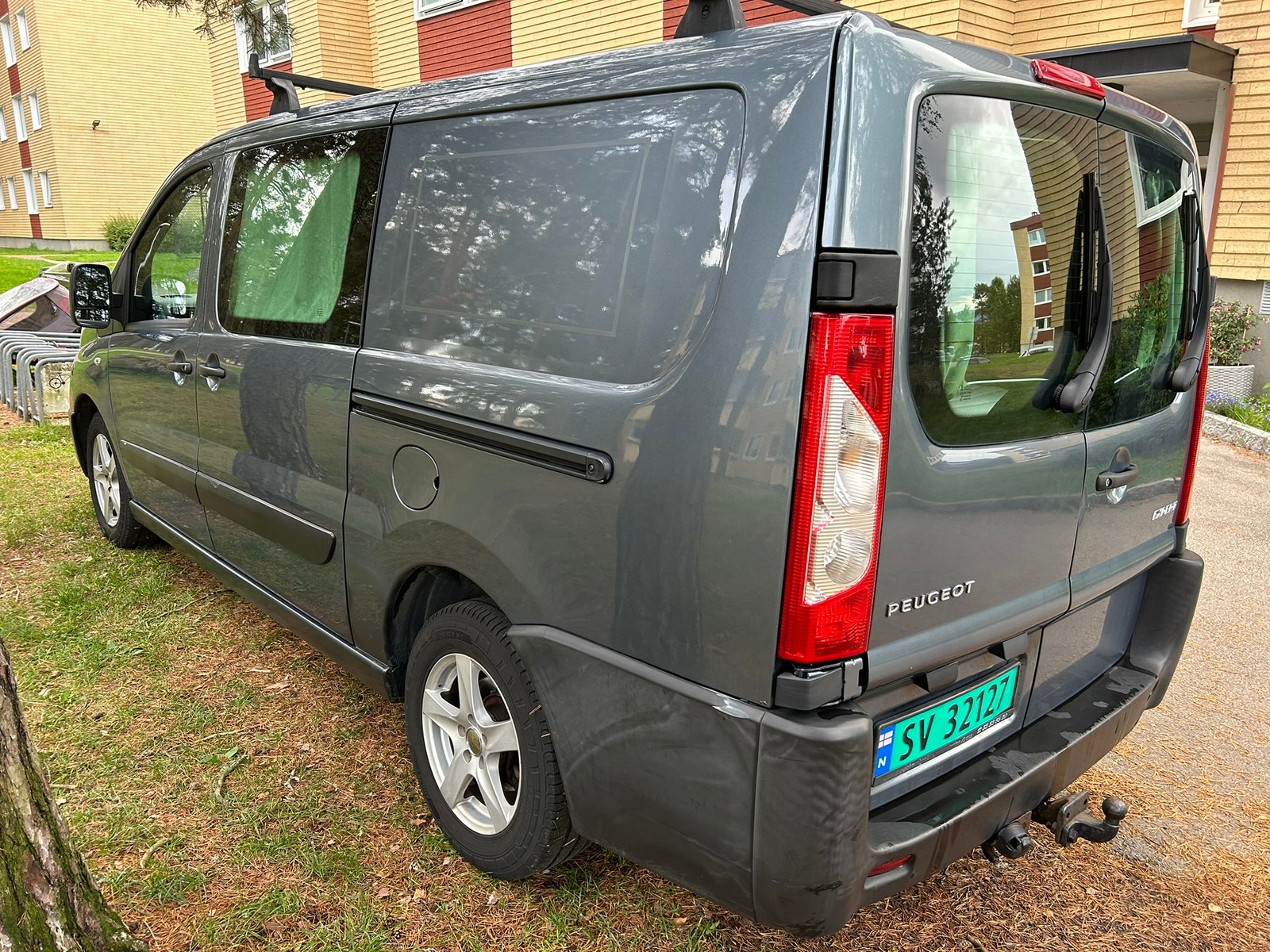Peugeot Expert Panel Van 1.2t 2.0 HDi Automatic, 163hp, 2012