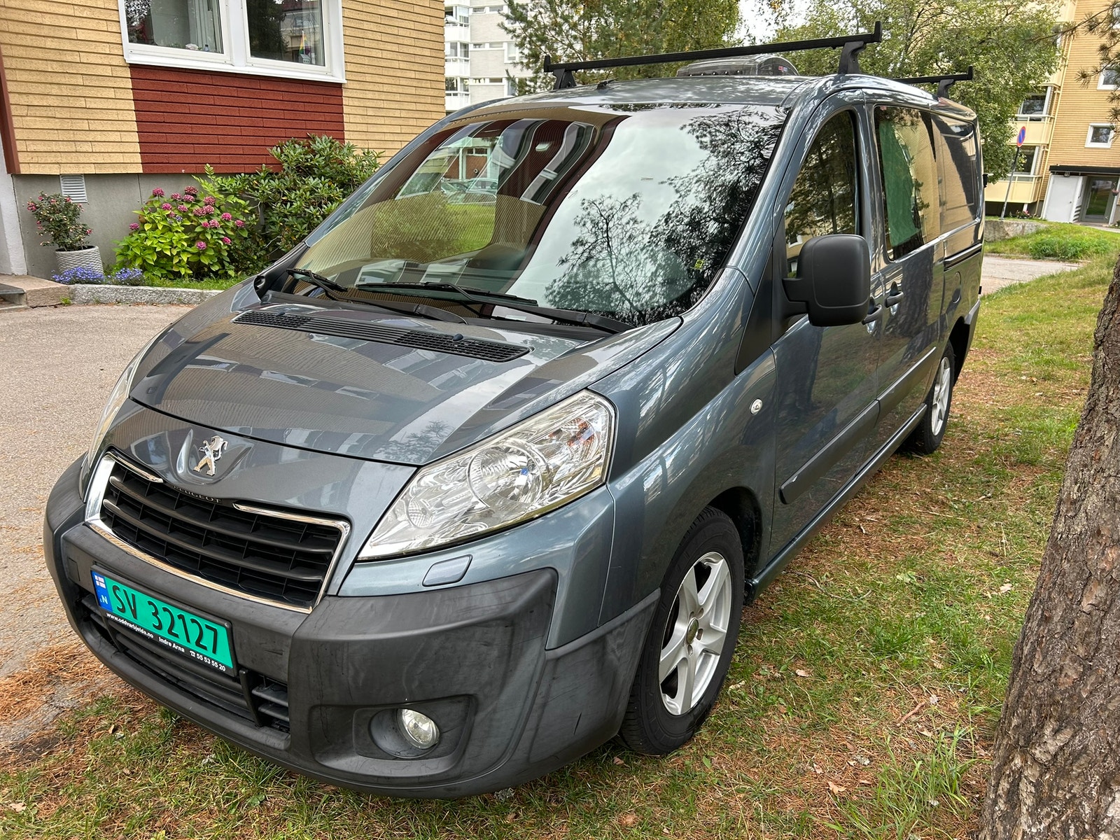 Peugeot Expert Panel Van 1.2t 2.0 HDi Automatic, 163hp, 2012