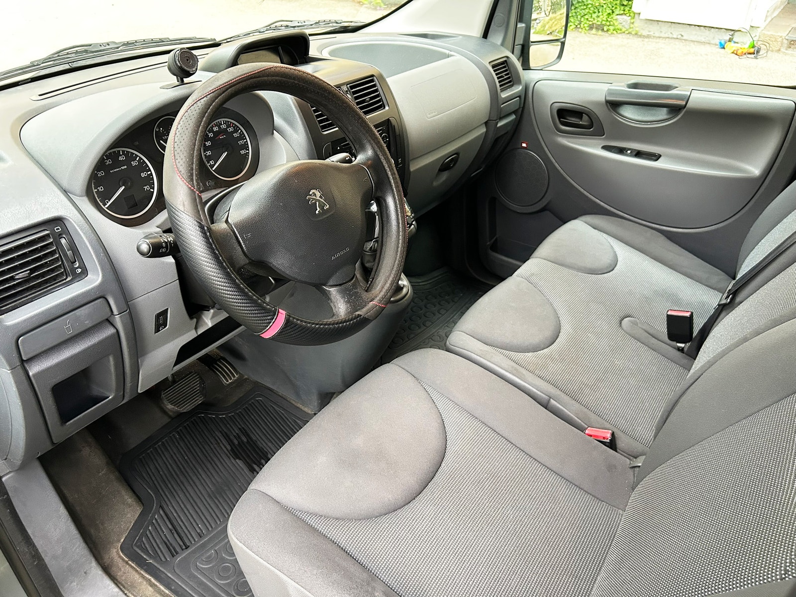 Peugeot Expert Panel Van 1.2t 2.0 HDi Automatic, 163hp, 2012
