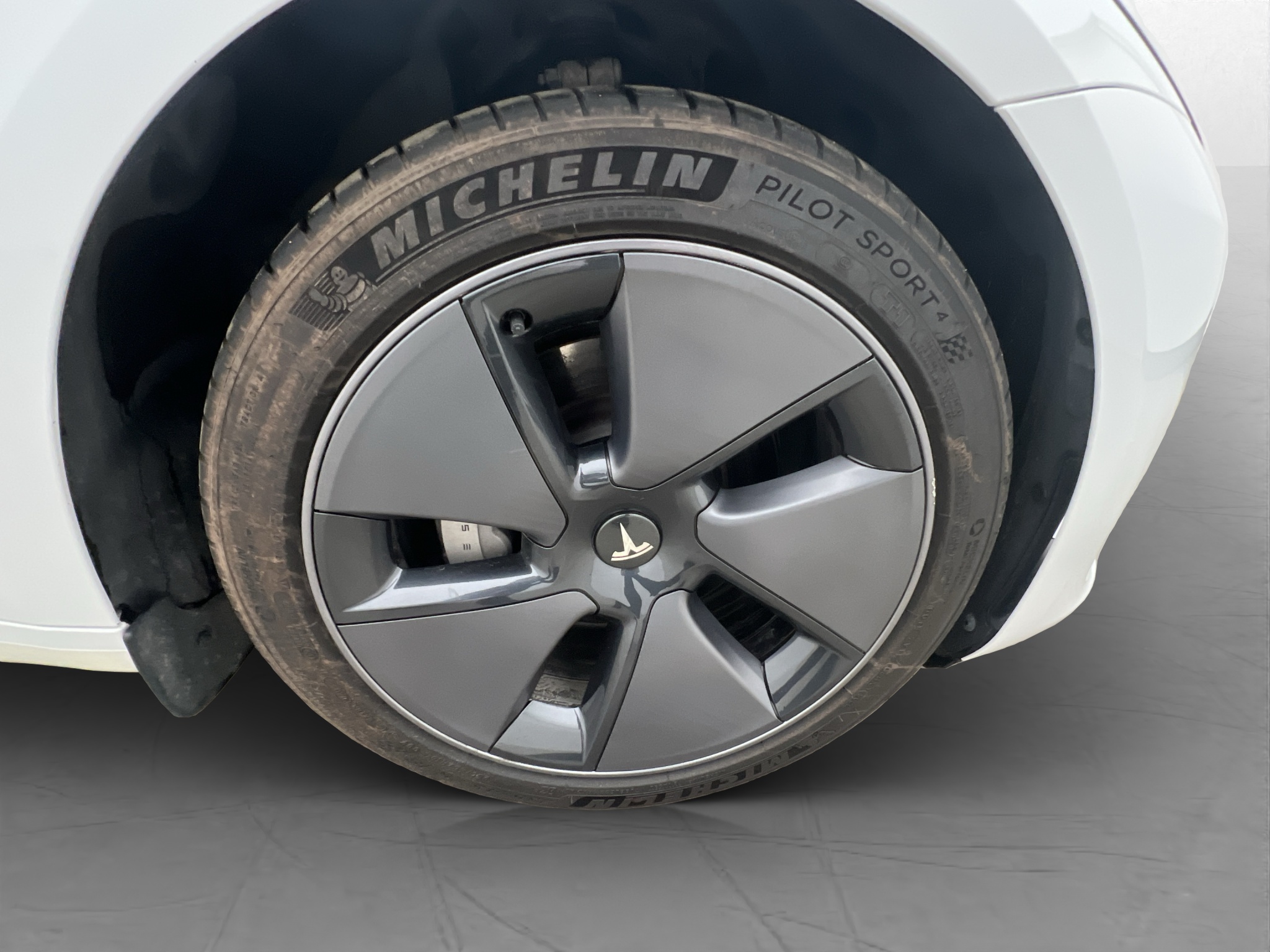 Tesla Model 3 Long Range AWD, 498hk, 2023