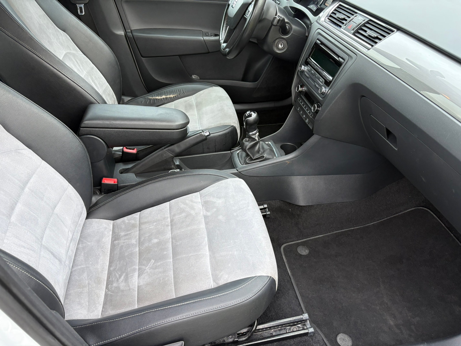 SEAT Toledo 1.2 TSI Manual, 6-trins, 105ps, 2015