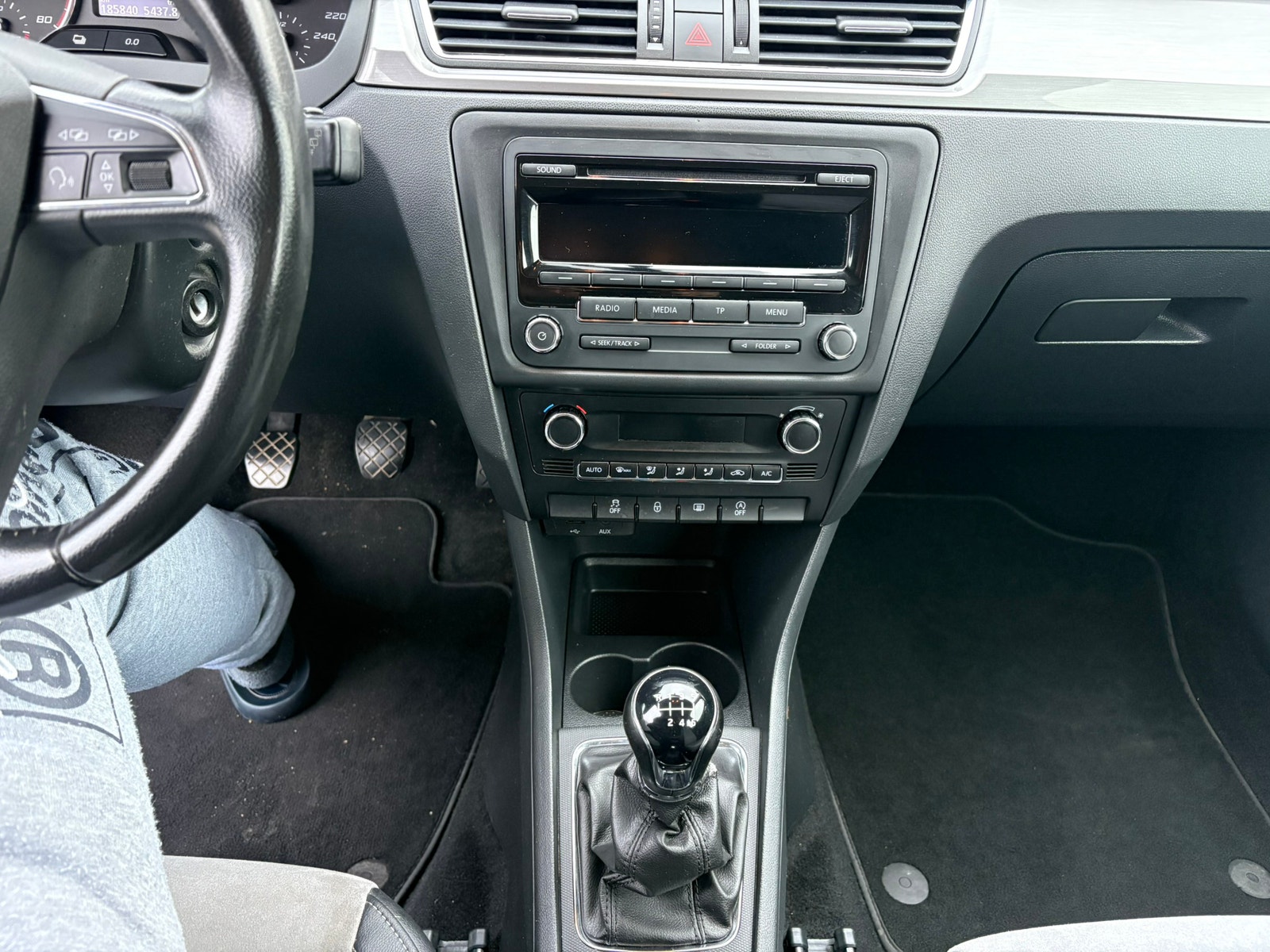 SEAT Toledo 1.2 TSI Manual, 6-trins, 105ps, 2015