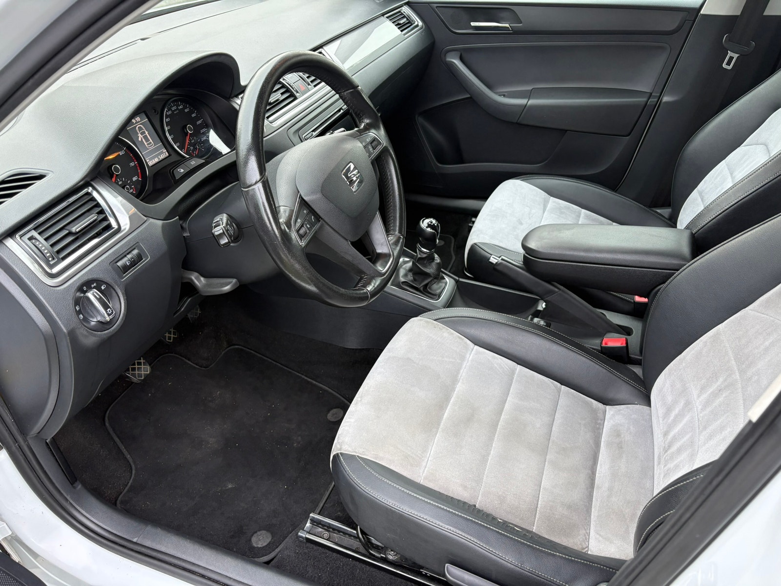 SEAT Toledo 1.2 TSI Manual, 6-trins, 105ps, 2015