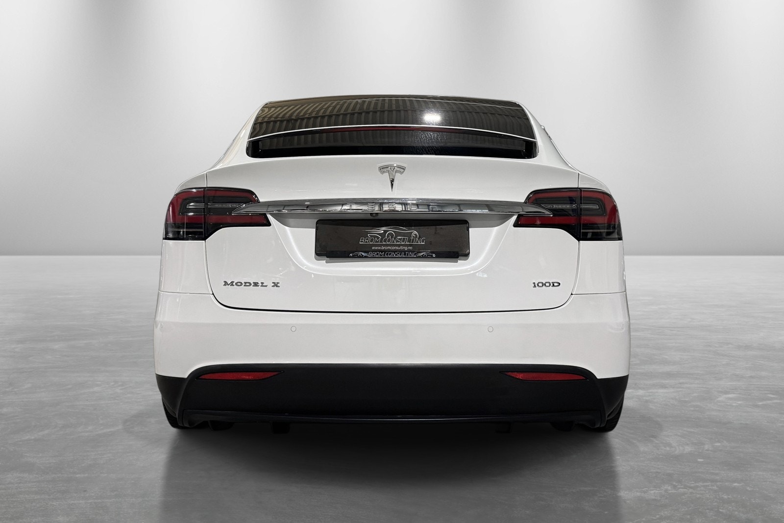 Tesla Model X 100D, 423hp, 2017