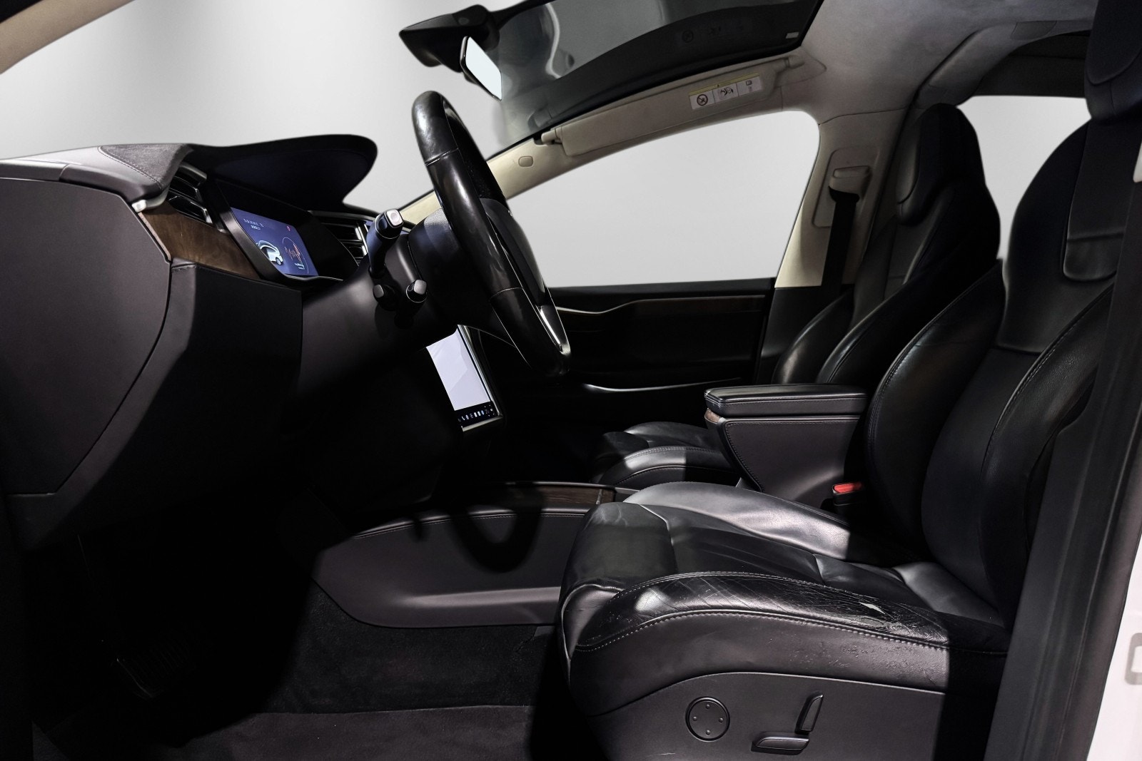 Tesla Model X 100D, 423hp, 2017