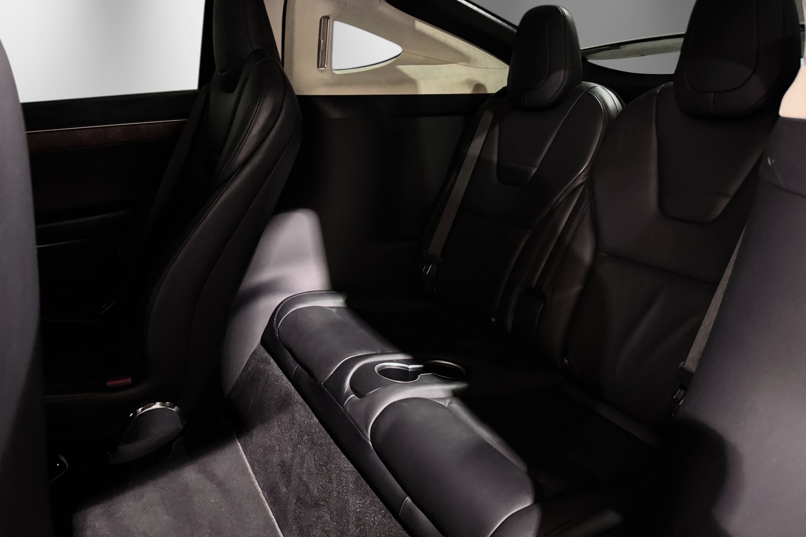 Tesla Model X 100D, 423hp, 2017