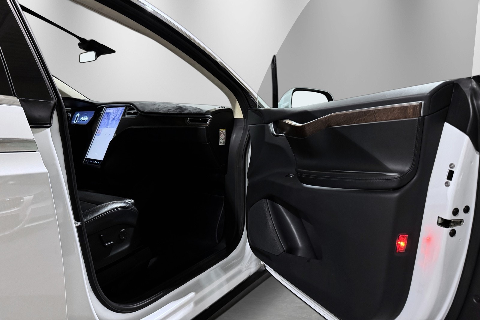 Tesla Model X 100D, 423hp, 2017