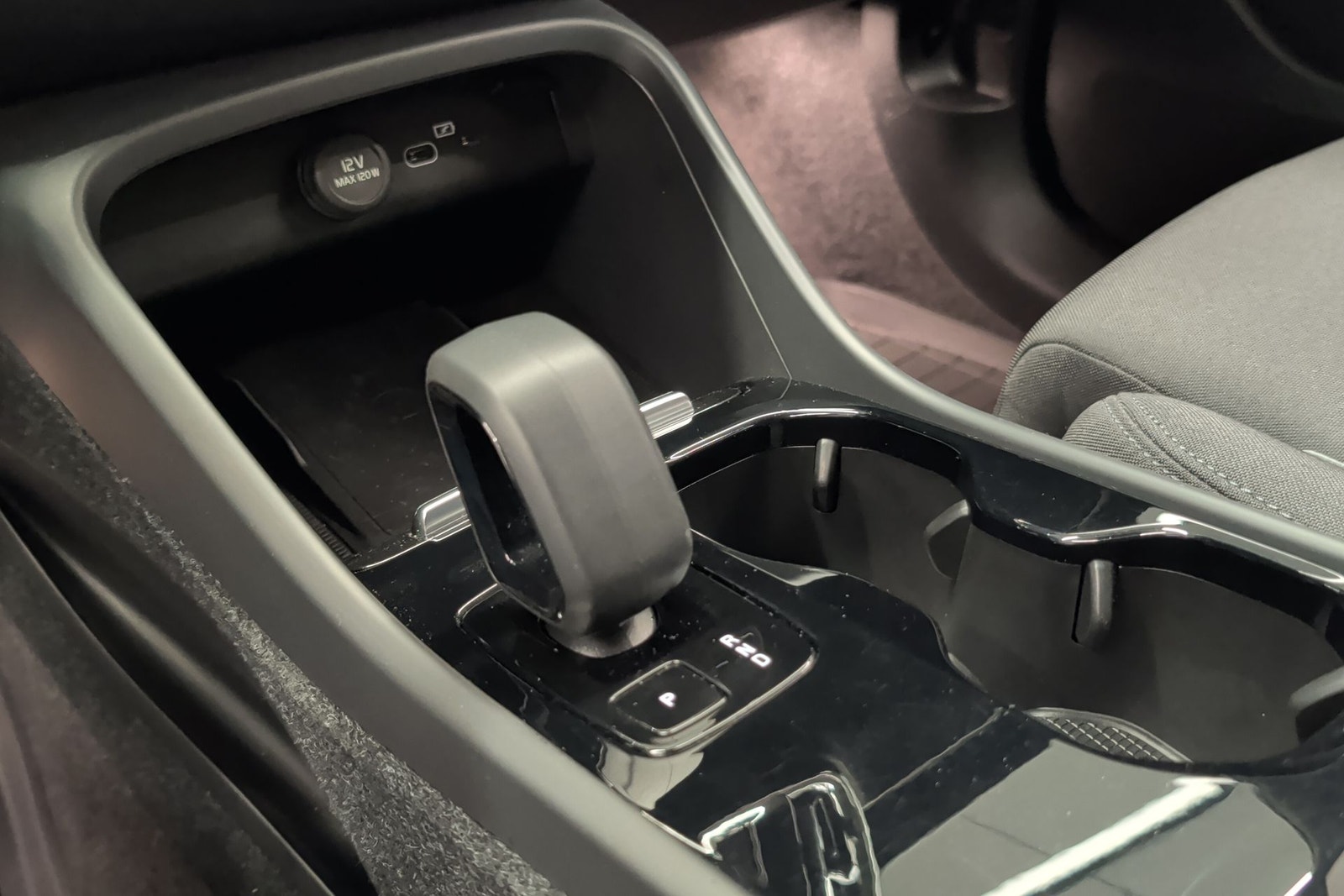 Volvo XC40 Recharge, 231hk, 2023